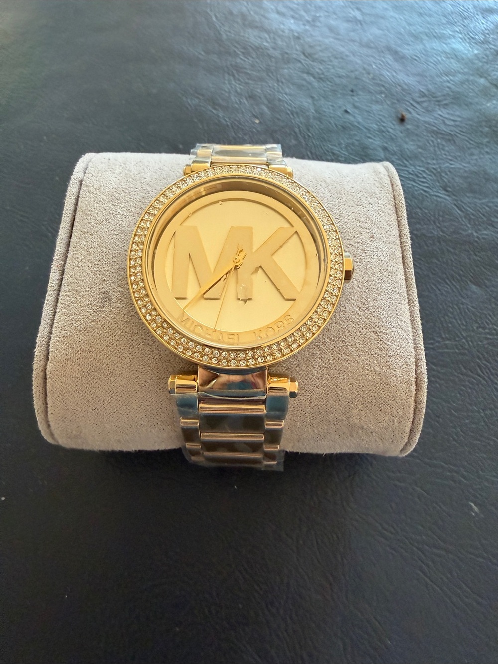 Men Accessories Subcategory Identification